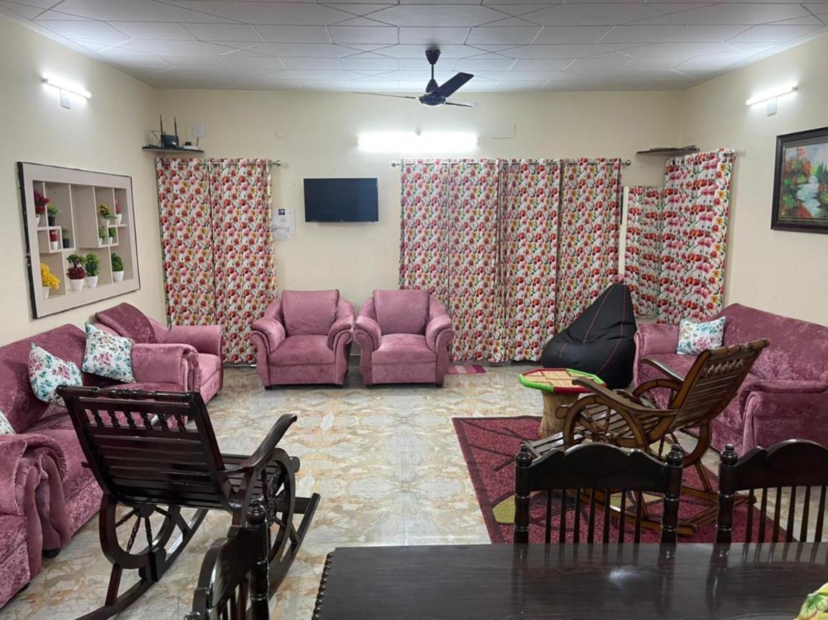 Dhairya'S Villa Home Away From Home Jammu Exteriör bild