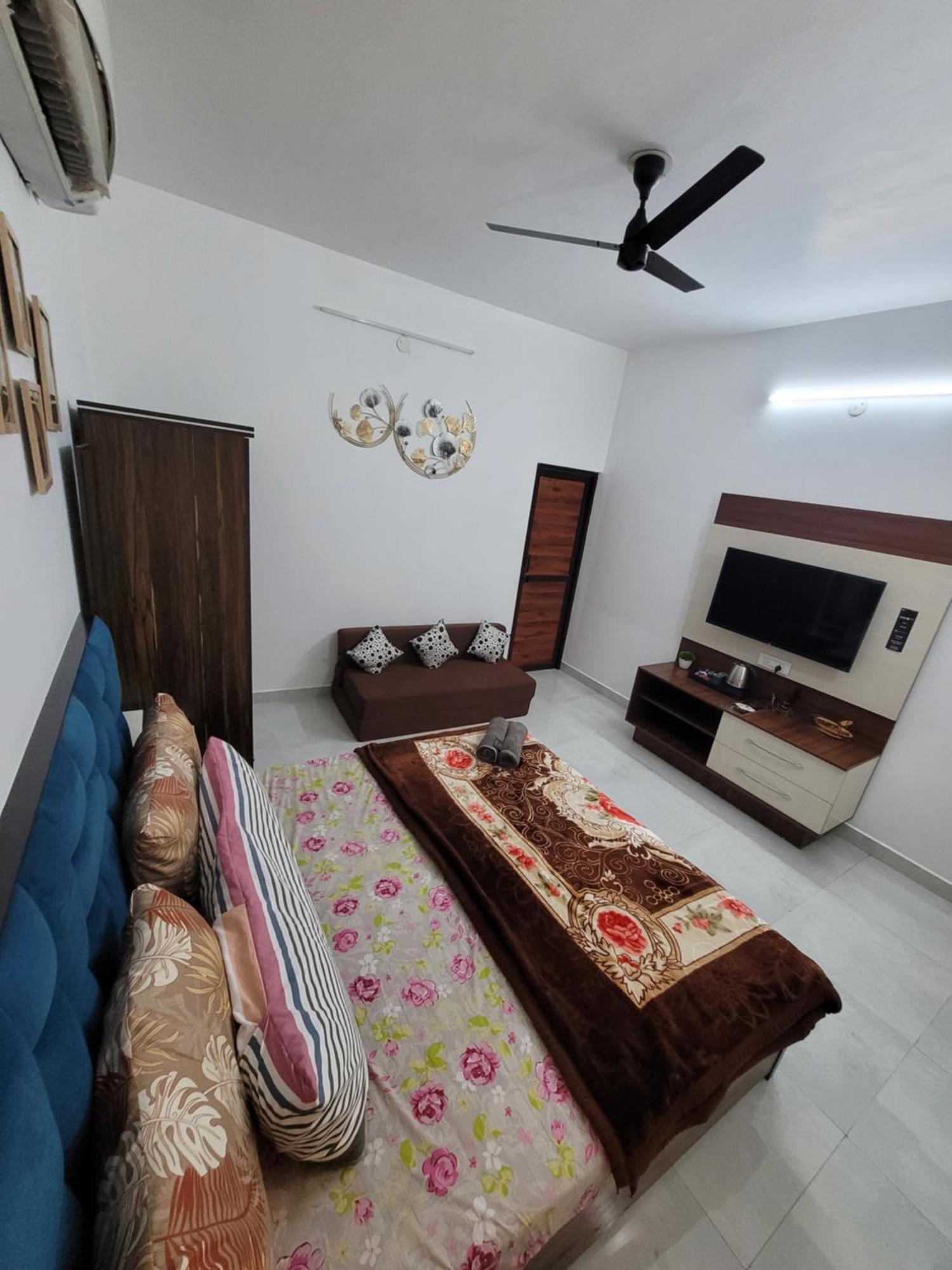 Dhairya'S Villa Home Away From Home Jammu Exteriör bild
